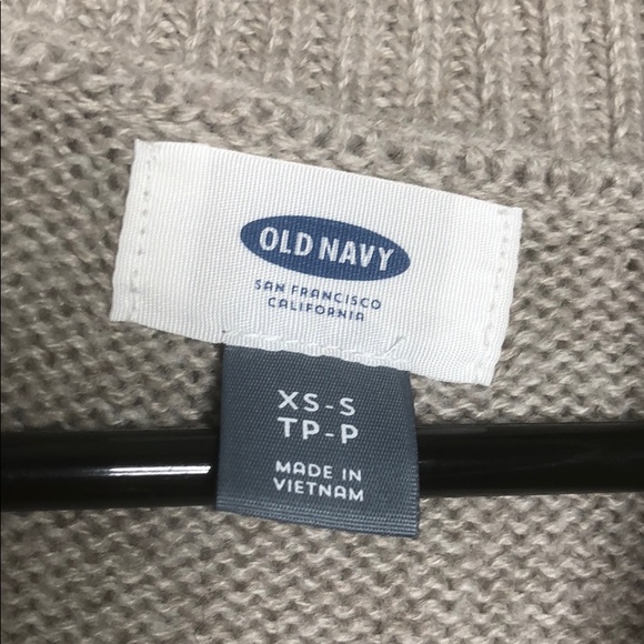 OLD NAVY sleeveless sweater - Picture 5 of 6
